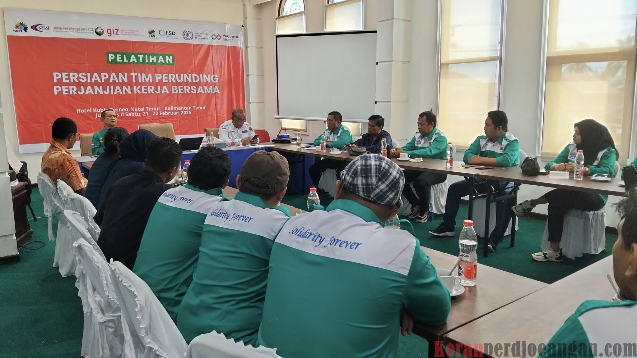 Memasukkan Klausul Just Transition kedalam PKB: Memperkuat Perjuangan Serikat Pekerja di Era Transisi Energi
