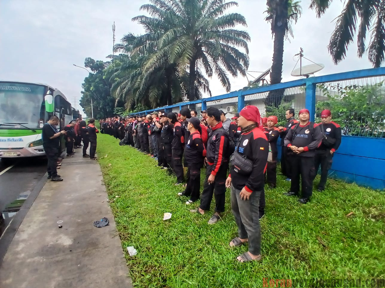 Sambut HUT FSPMI Ke-26, Garda Metal Bekasi Berangkat Lebih Awal ke Gedung DPR RI