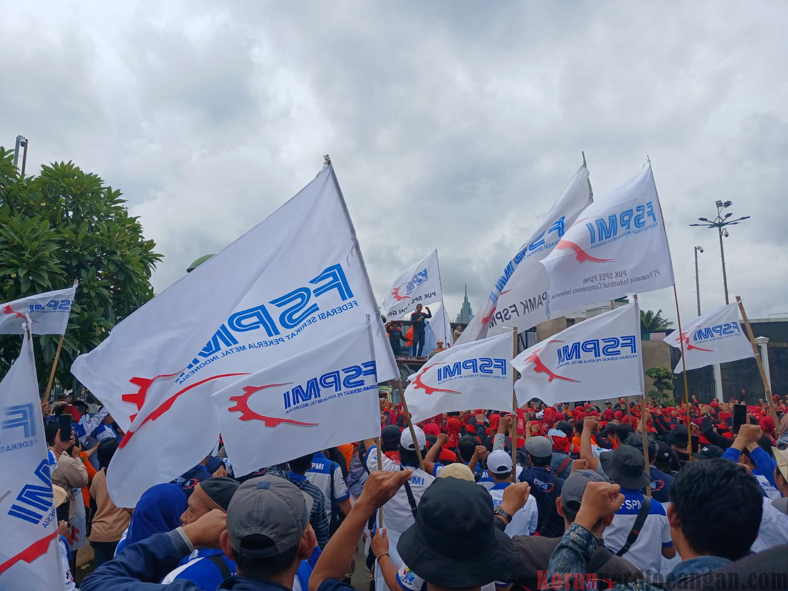 Tahun 2025 Provinsi Jawa Barat Darurat PHK