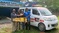 Tim Kurir Malaikat Ambulans Mercy Terima Scoop Stretcher dari Program CSR PT. Luas Birus Utama Tim Kurir Malaikat Ambulans Mercy Terima Scoop Stretcher dari Program CSR PT. Luas Birus Utama