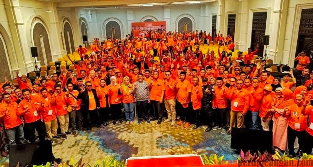 Penutupan Rakernas II Partai Buruh, Said Iqbal; Partai Buruh Tetap Nyatakan Dukung Pemerintahan Prabowo Subianto, Tetapi Bawa 6 Harapan