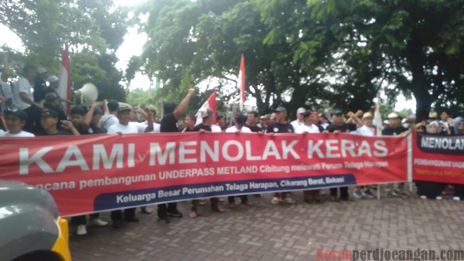 Warga Telaga Harapan Tolak Rencana Pembangunan Underpass Metland Cibitung