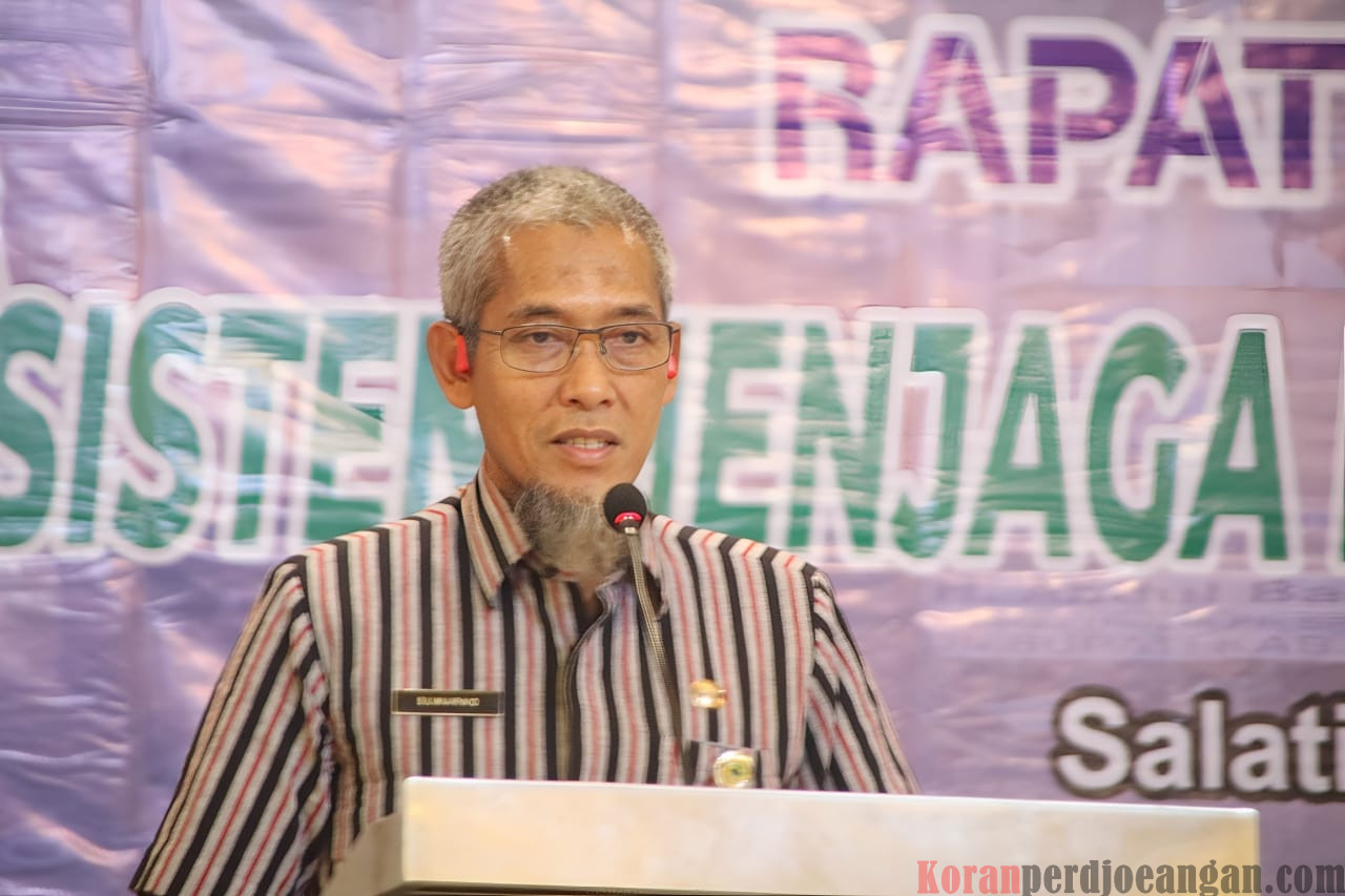 Sekda dan Kadisnaker Provinsi Jawa Tengah Hadiri Rakernas SPEE FSPMI 2025 di Salatiga