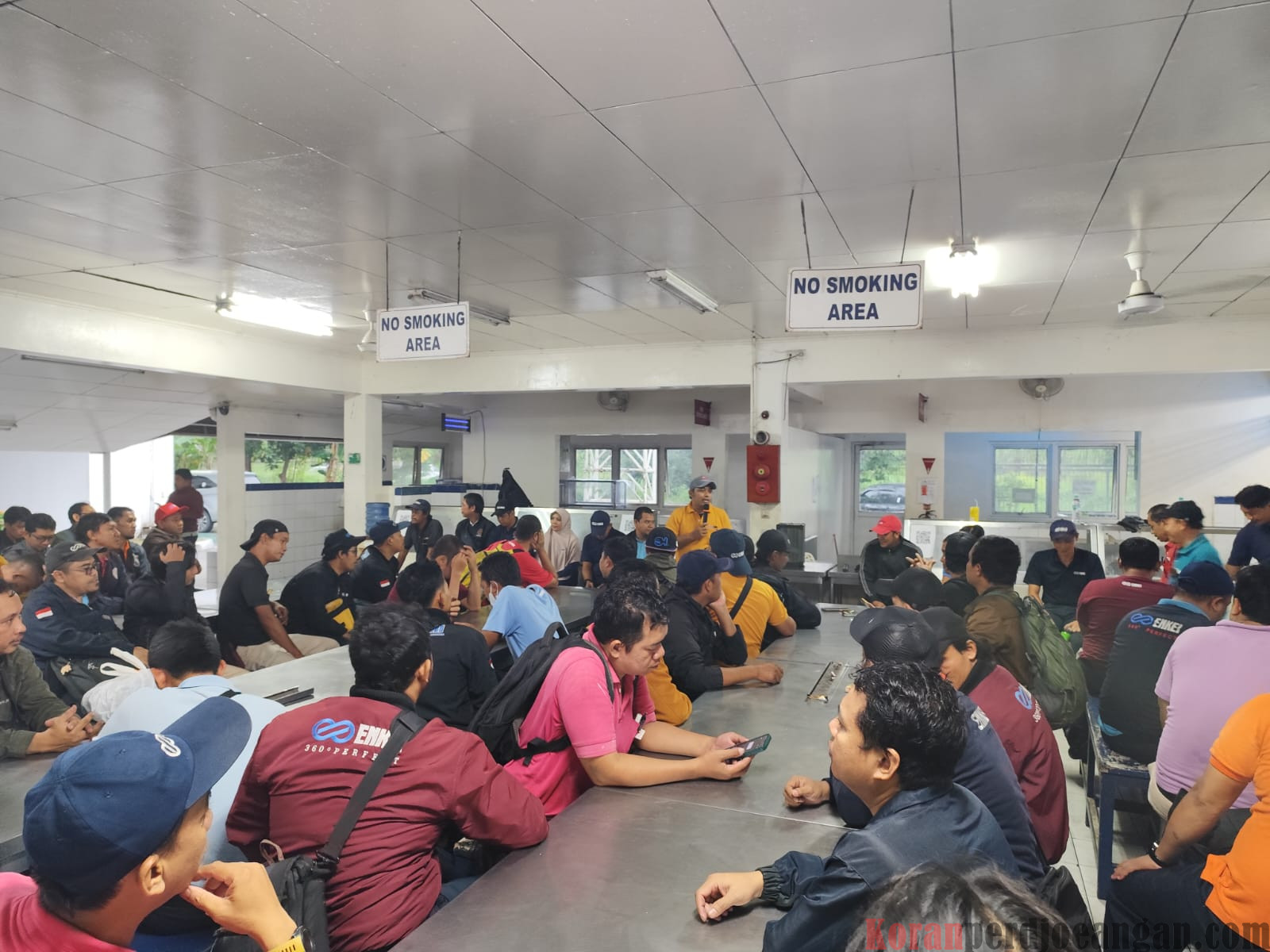 PUK Enkei Bersama Managemen Undang Karyawan Untuk Bermushafahah Sebelum Masuk Bulan Ramadan