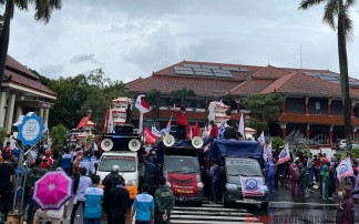 Meski Didemo, Rapat Dewan Pengupahan Kabupaten Jepara Tetap Revisi UMSK 2025 Lagi