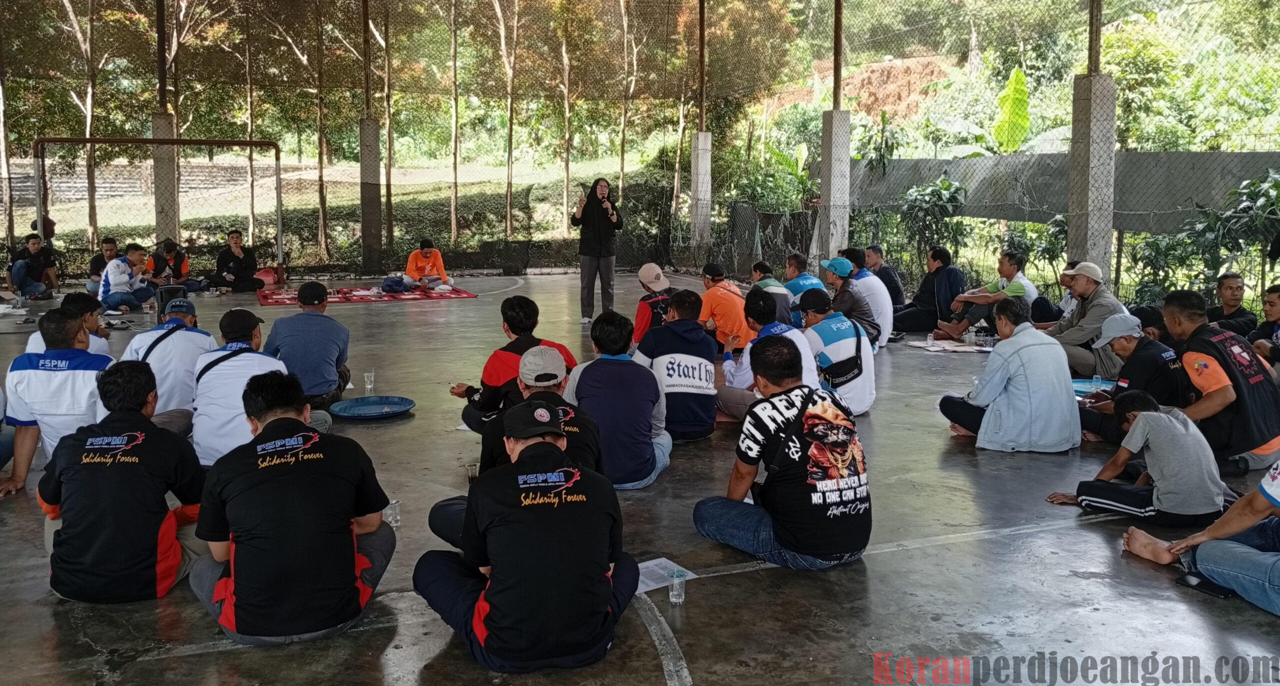 PUK SPAI FSPMI PT Yeh Brothers Wood Works Indonesia Lakukan Konsolidasi Akbar Pasca Rakernik