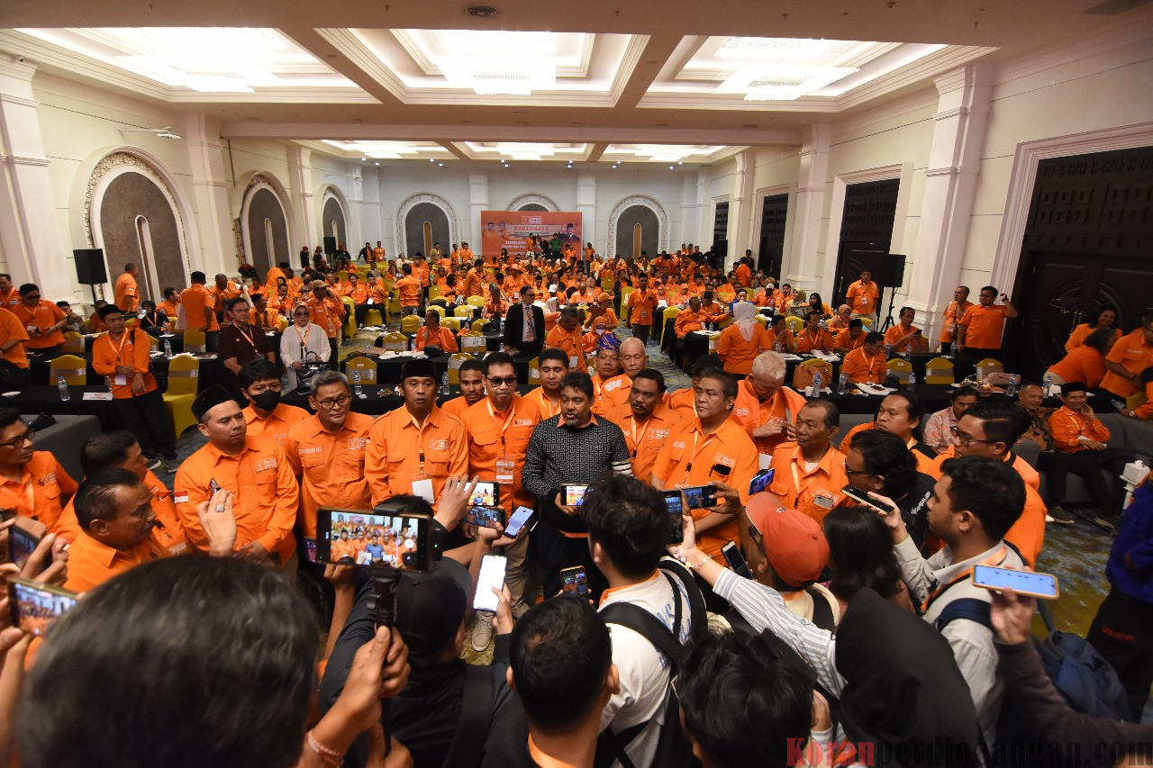 Tabir Terang Mulai Menghinggap, Rakernas Ke-2 Partai Buruh Tentang Sebuah Harapan