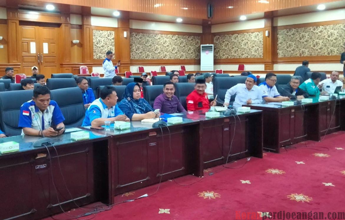 Aliansi Buruh Serang Datangi DPRD, Revisi Perda Ketenagakerjaan