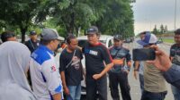Anggota DPRD Bekasi Ali Nurhamzah Sambangi Massa Aksi Solidaritas PUK SPEE FSPMI PT. YMMA Anggota DPRD Bekasi Ali Nurhamzah Sambangi Massa Aksi Solidaritas PUK SPEE FSPMI PT. YMMA