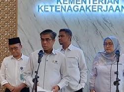 Ojol dan Kurir Online Dapat Bonus Hari Raya