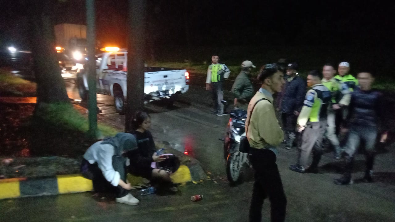 Komplotan Begal Rampas Scoopy Yang Dikendarai Dua Perempuan