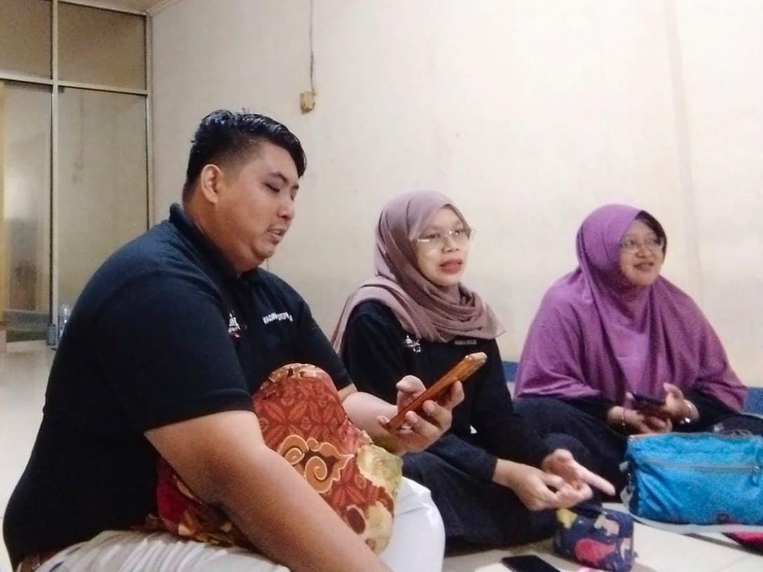 Media Perdjoeangan Karawang adakan Ratin Bulanan dan Buka Puasa Bersama : Bahas Program Kerja