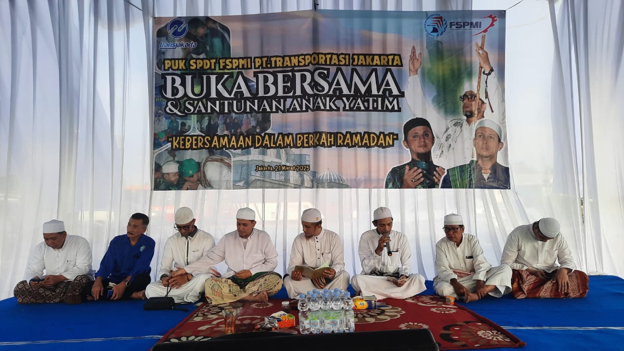 Semarak Ramadhan, FSPMI PT. Transjakarta Gelar Bukber dan Santunan