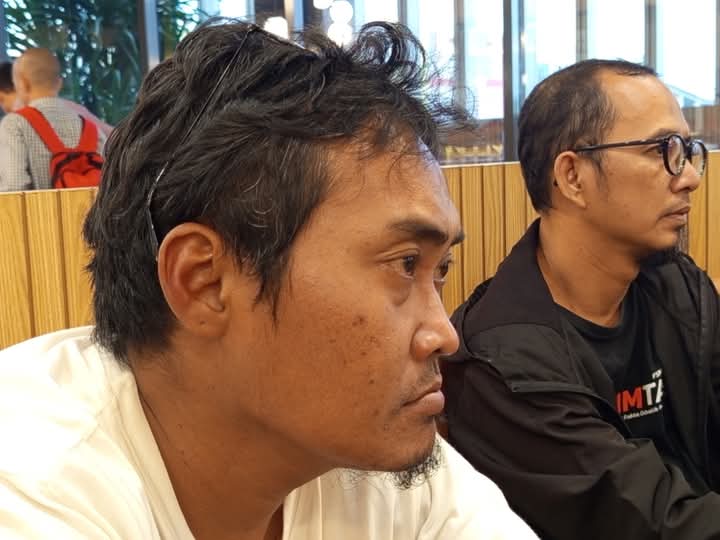 Sang Penulis di Dini Hari: Lestareno dan Perjalanan Militansi