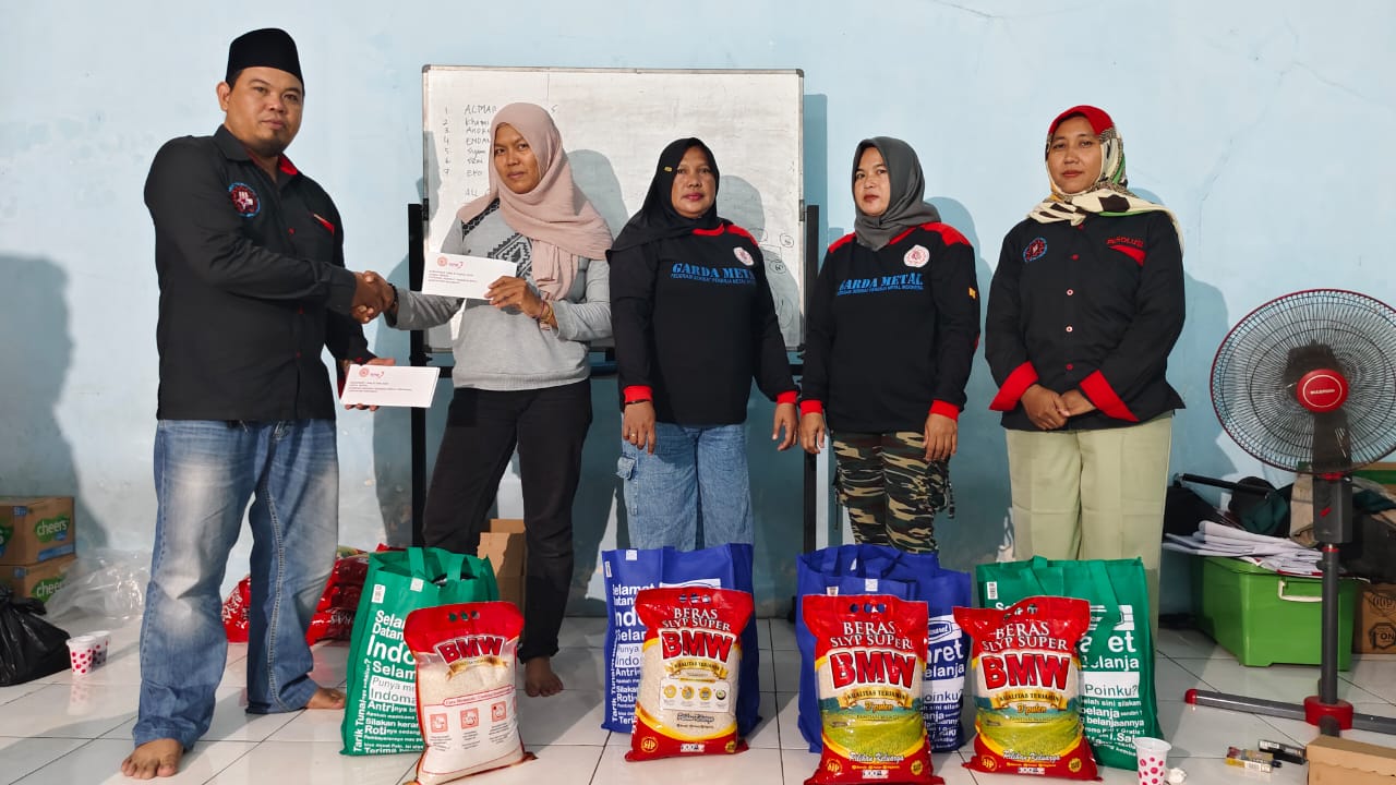 Garda Metal Sidoarjo Berikan THR dan Bingkisan Ramadhan untuk Anggota yang Tidak Lagi Bekerja