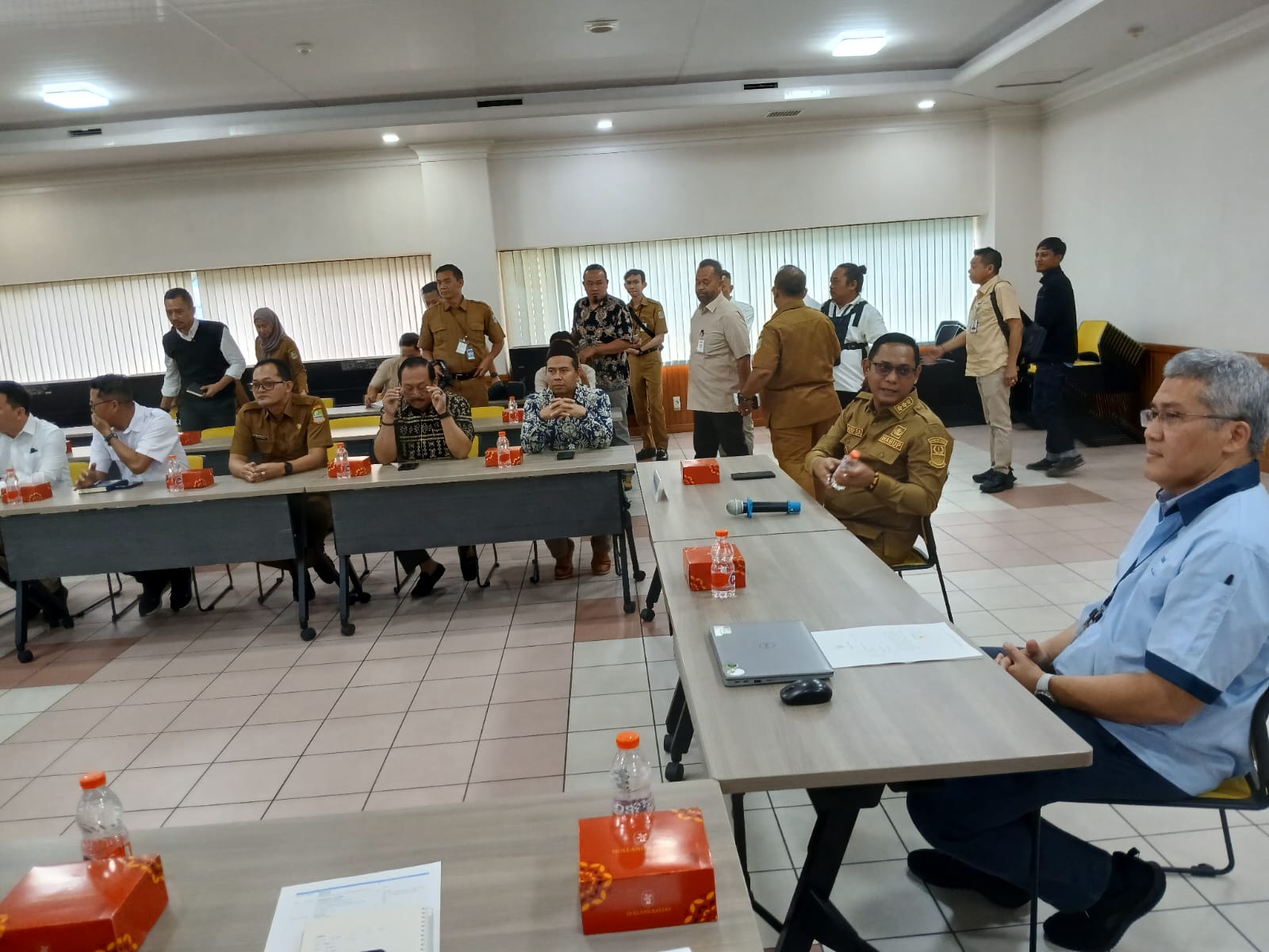 Dorong Penyerapan Tenaga Kerja Lokal, Wakil Bupati dan DPRD Kabupaten Bekasi Kunjungi PT. Epson