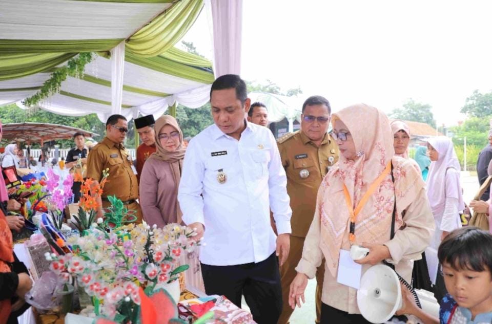 Wakil Bupati Bekasi Apresiasi Pelaksanaan Festival Bank Sampah