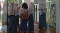 Pendidikan dan Dunia Industri Pendidikan dan Dunia Industri