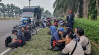 Belum Ada Kepastian, Buruh Bekasi Kembali Gelar Aksi Solidaritas di PT. Yamaha Music Manufacturing Asia Belum Ada Kepastian, Buruh Bekasi Kembali Gelar Aksi Solidaritas di PT. Yamaha Music Manufacturing Asia