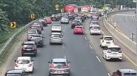 Tol Cipularang Macet Parah: Macet Libur Diterima, Perjuangan Buruh Dihujat Tol Cipularang Macet Parah: Macet Libur Diterima, Perjuangan Buruh Dihujat