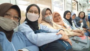 Puisi : Perempuan Penjaga Indonesia