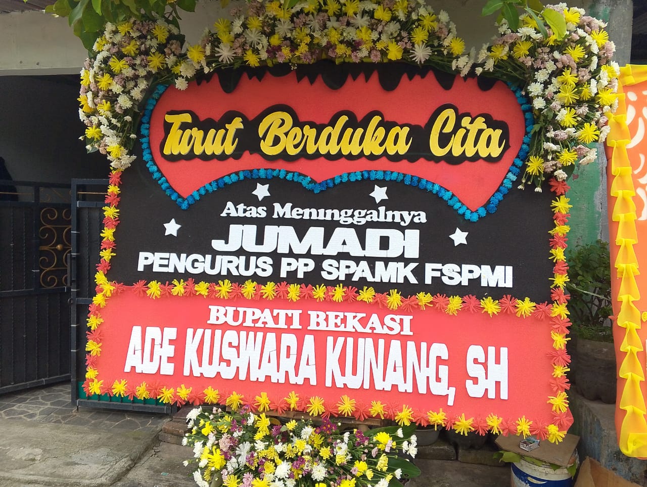 Bupati dan Wakil Bupati Bekasi Turut Berbelasungkawa atas Meninggalnya Ketua Exco Partai Buruh Kecamatan Setu