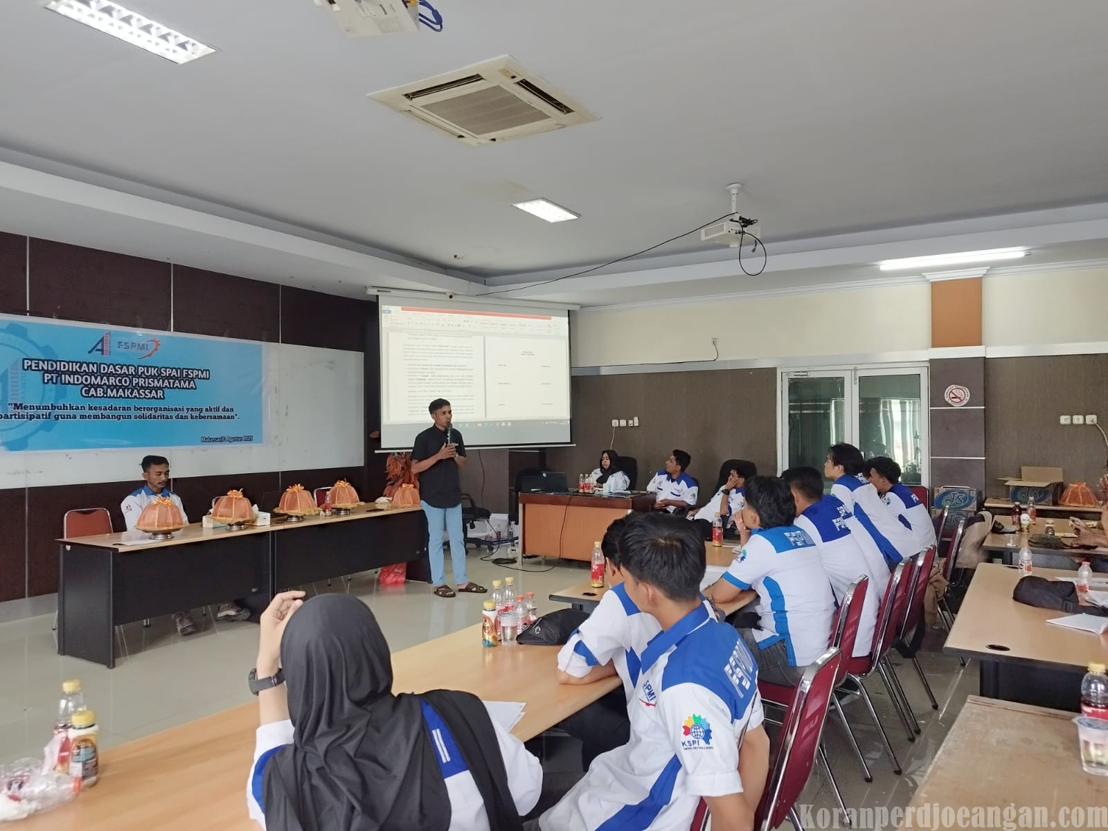 Tingkatkan Kesadaran Beroganisasi, Serikat Pekerja Indomaret Makassar Adakan Pendidikan Dasar