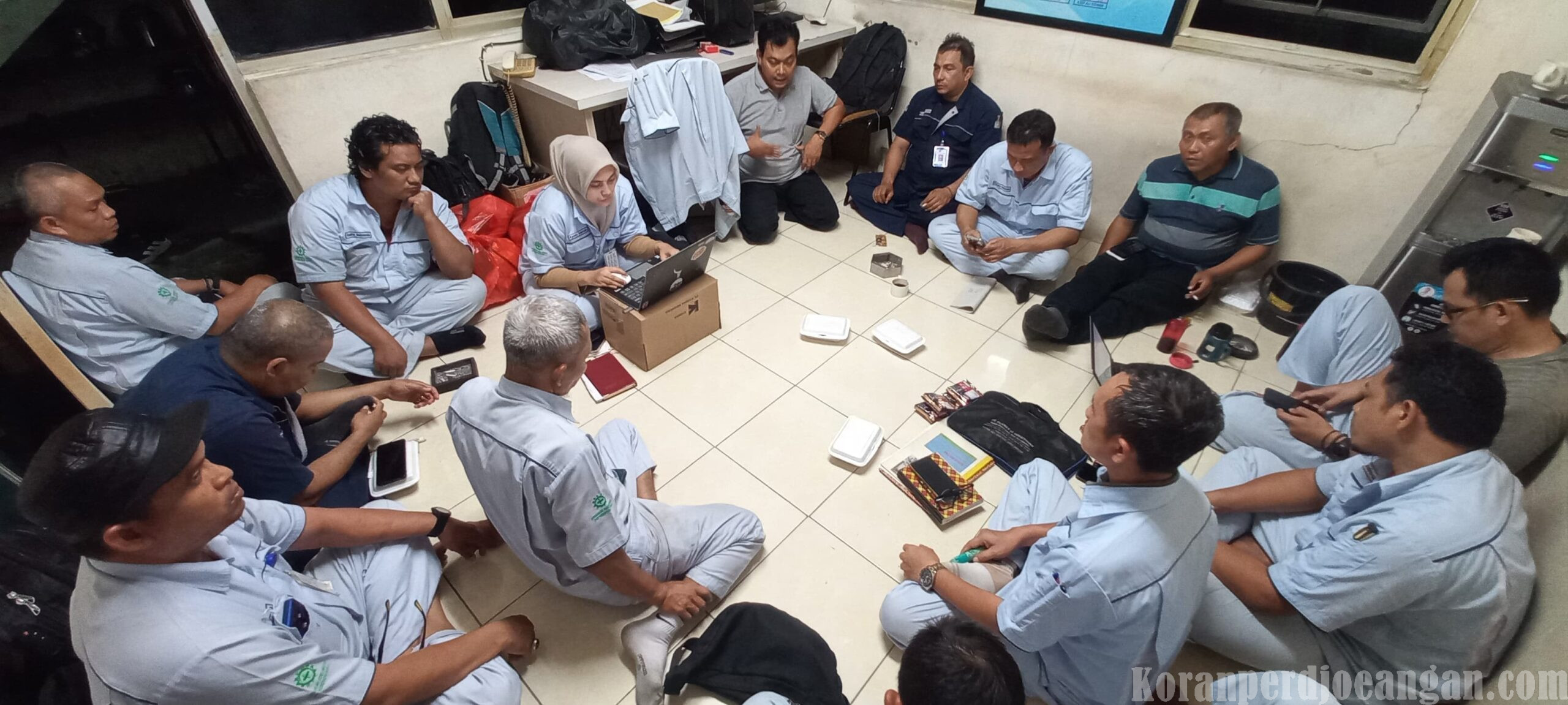 Bahas Update Anggota dan Agenda Rakernik, PUK SPEE FSPMI PT. Kyosha Indonesia Gelar Ratin Bulanan