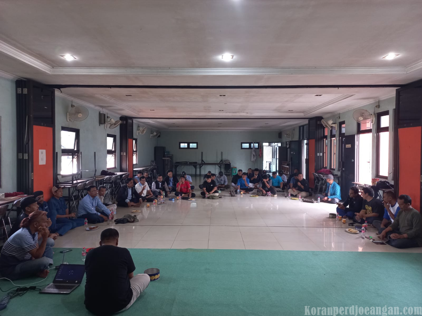 Forum Silaturahmi Serikat Pekerja FSPMI Kawasan Industri MM2100 Adakan Rapat Rutin