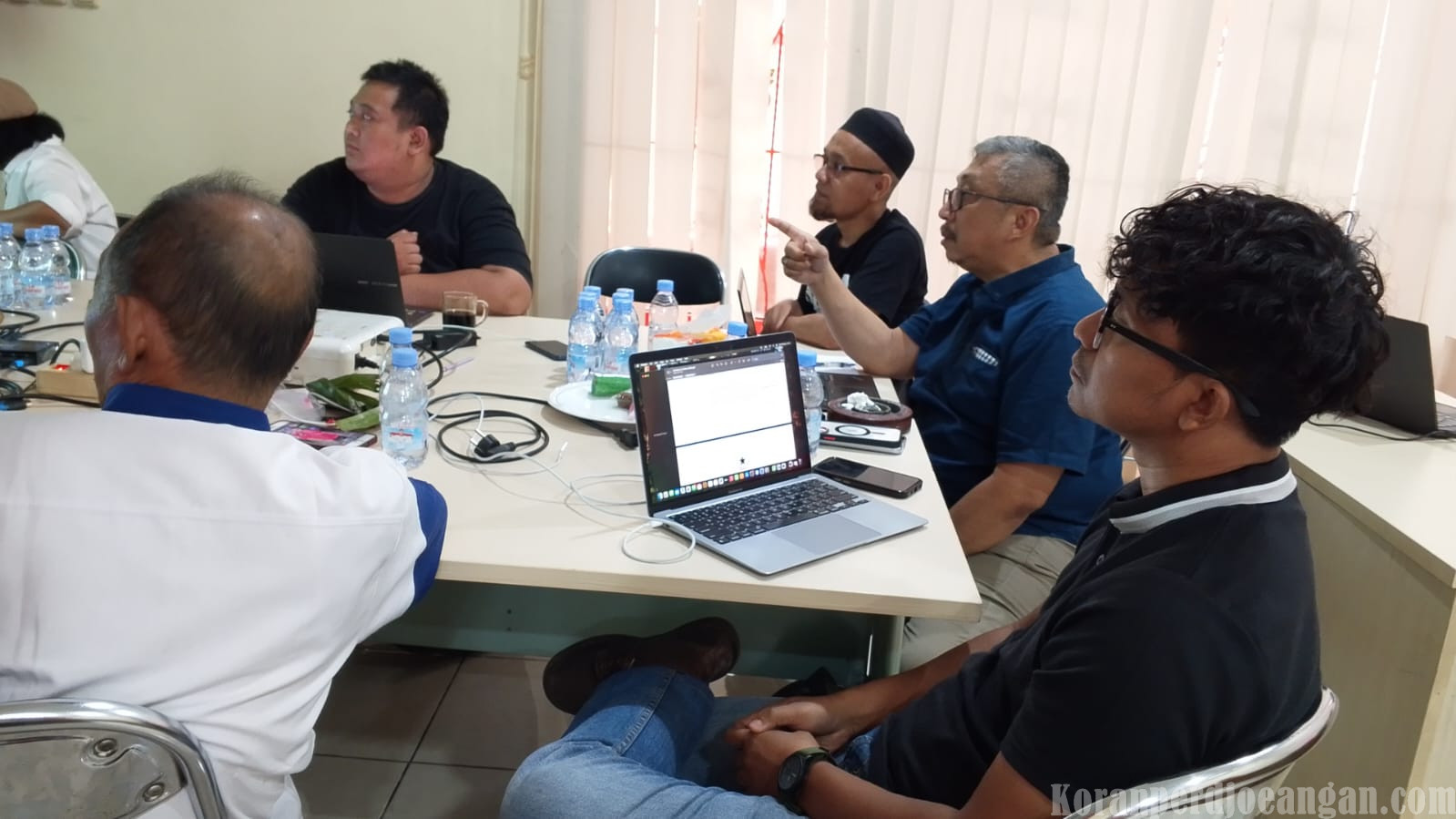 Polemik Status Pekerja: Buruh Desak Hapus “Kontrak Abadi” dalam RUU Ketenagakerjaan