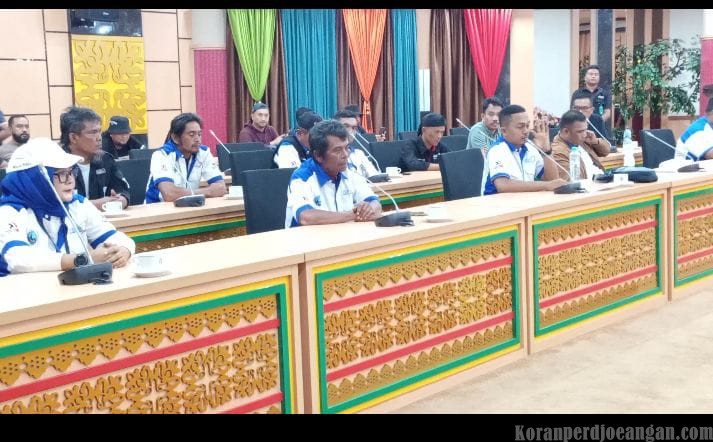 Ketua KC FSPMI Siak Gedor DPRD, Desak PHR Hentikan Praktik Pungli dan Utamakan Pekerja Lokal