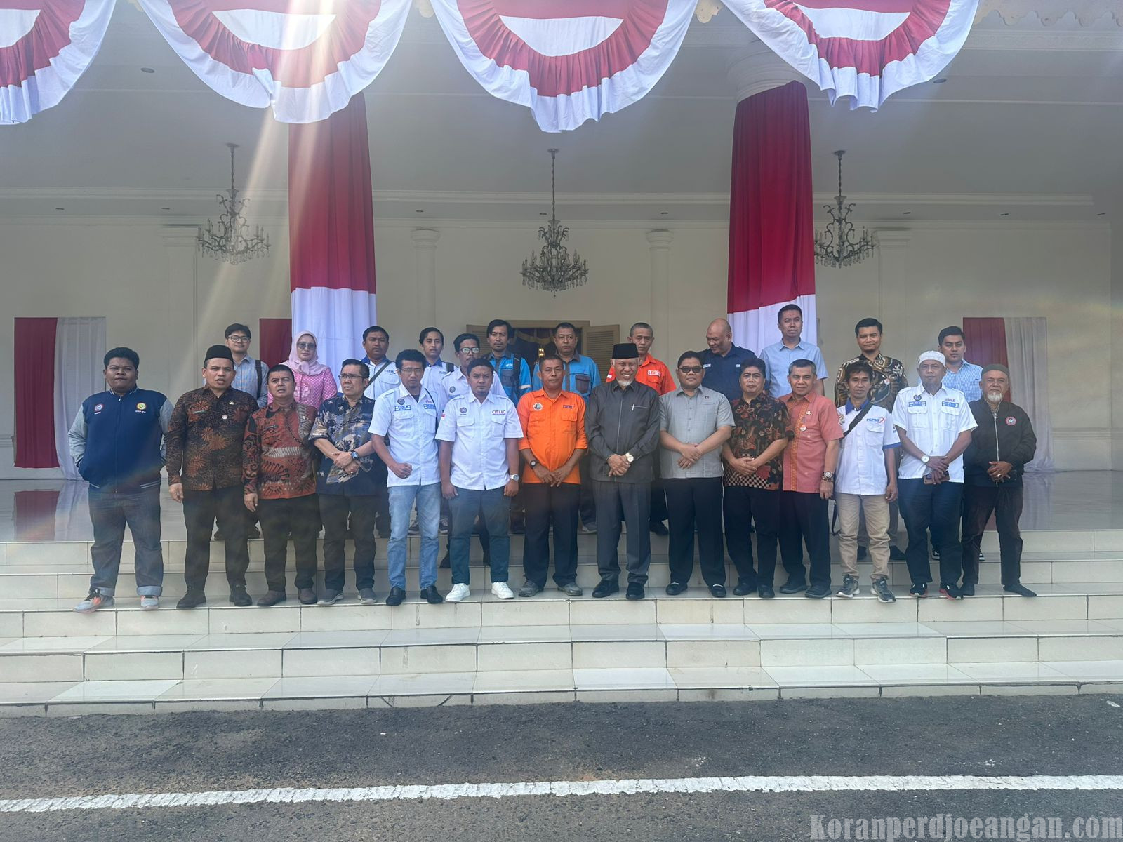 Audiensi Serikat Pekerja dengan Gubernur Sumbar Bahas Isu Ketenagakerjaan