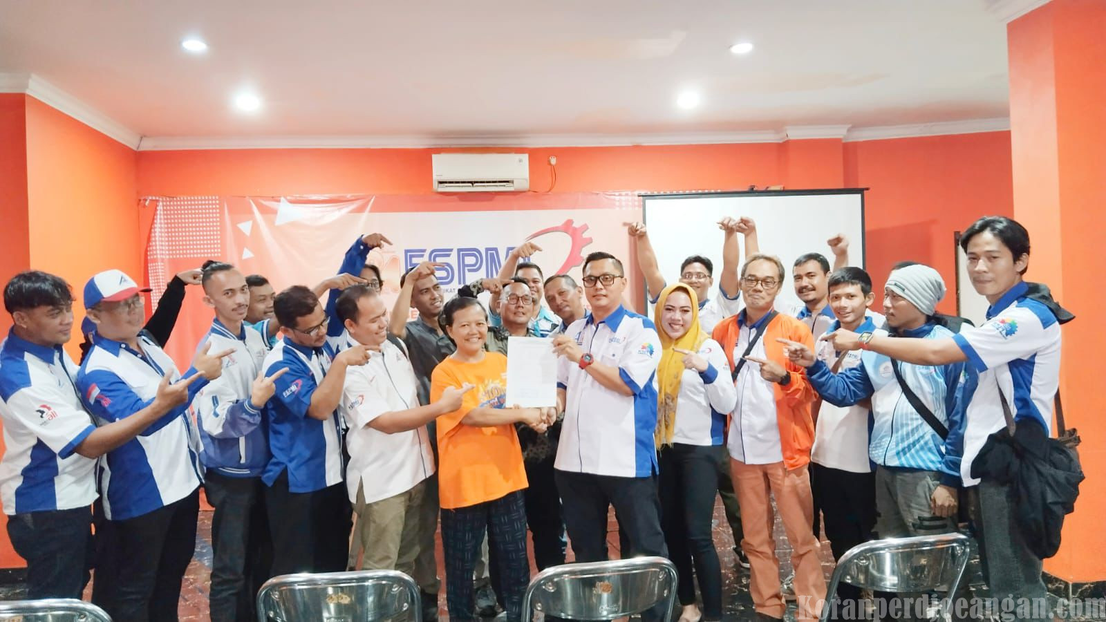 PUK SPAI FSPMI Se-Karawang Satu Barisan Kawal Rahmat Binsar Daftar Ketua Umum