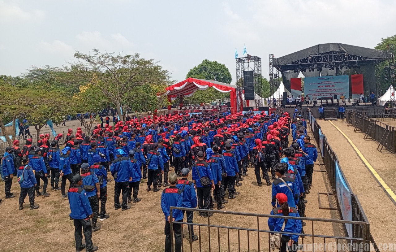 Satu Barisan, Satu Komando: Garda Metal FSPMI dan Brigade KSPSI AGN di Apel Akbar Kebangsaan Buruh Indonesia