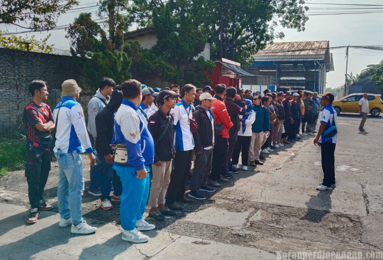 Konsolidasi Nasional: Ribuan Buruh FSPMI-KSPI Sambangi JCC