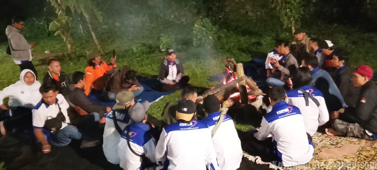 Simulasi Advokasi dan Pelatihan Public Speaking Hidupkan Suasana Refresing Course PUK SPL FSPMI PT Niro Granite