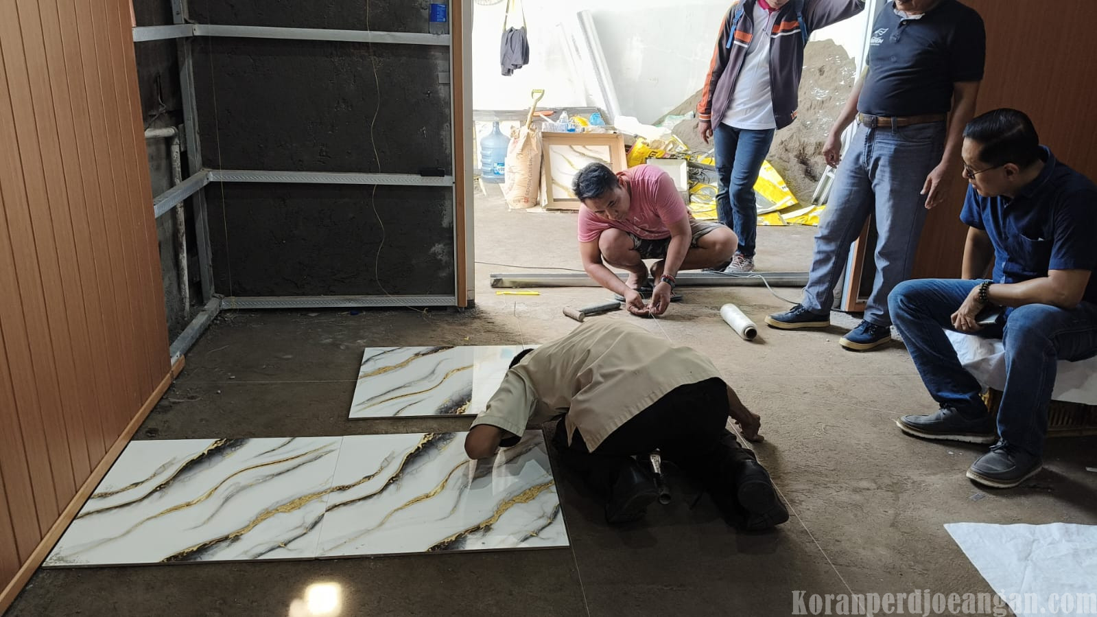 Mengintip Progres Pembangunan Kantor Sekretariat PUK SPL FSPMI PT Kerta Rajasa Raya