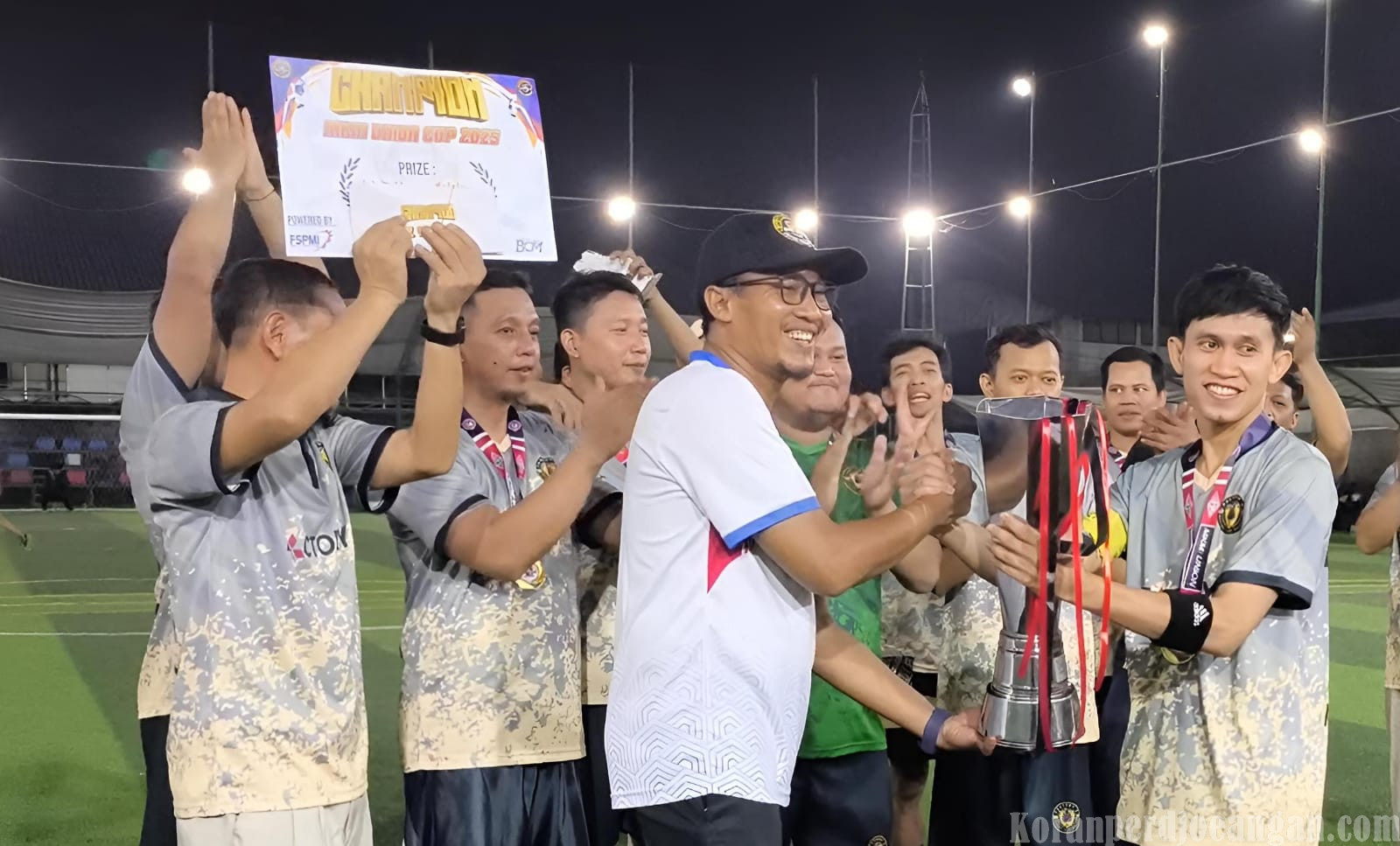Sukses Gelar Turnamen Futsal, Tri Widyanto: Pererat Solidaritas dan Kekompakan Anggota FSPMI
