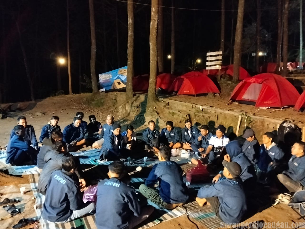 Pendidikan Perburuhan Menyenangkan ala FSPMI SPINDO Sidoarjo