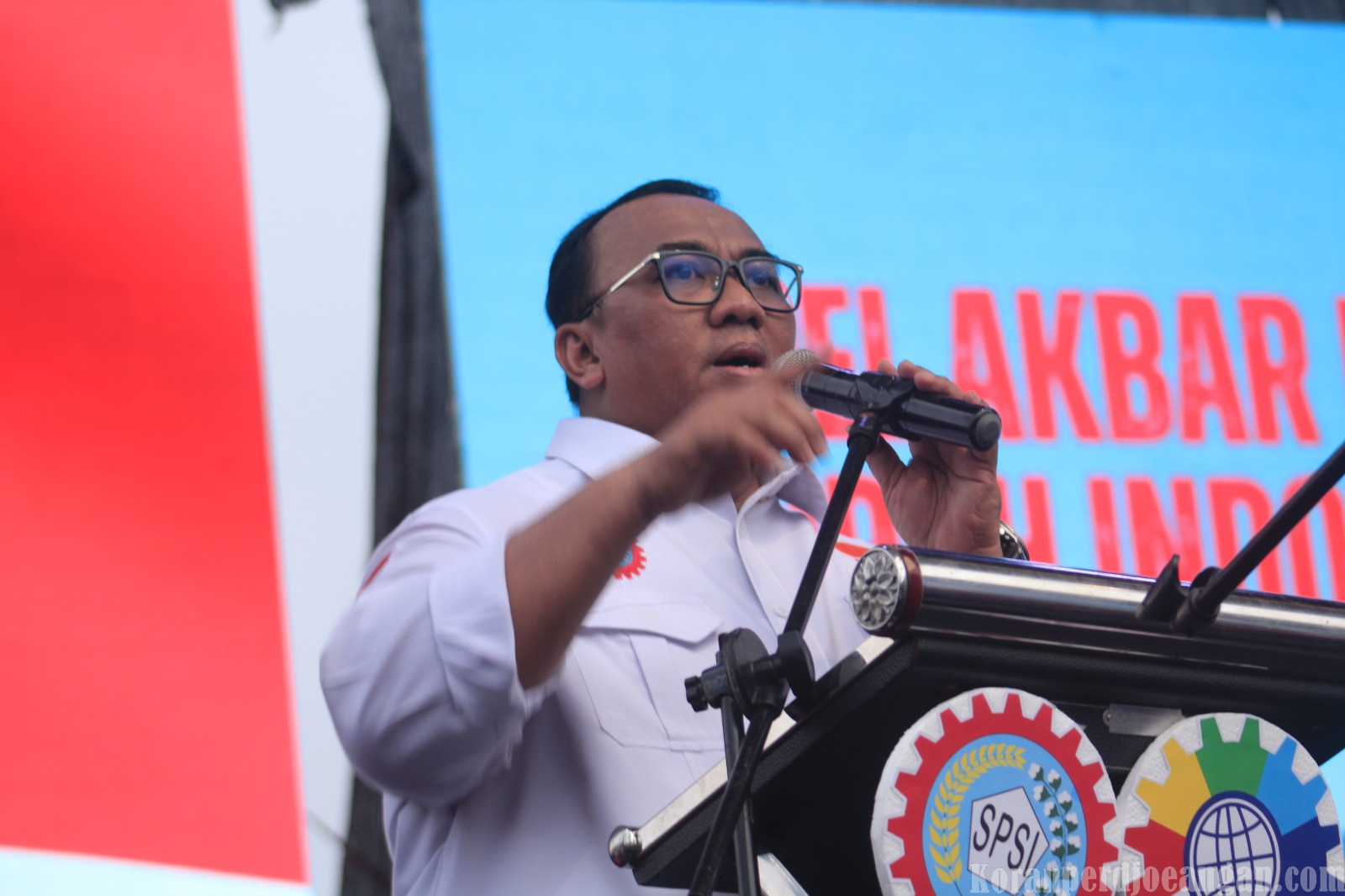 Andi Gani Nena Wea Dalam Apel Kebangsaan: Bersatu Kawal RUU Ketenagakerjaan