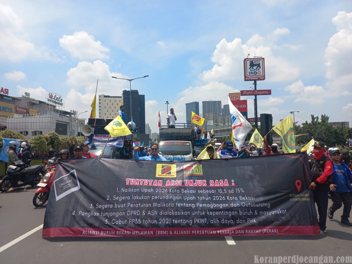 Aliansi Buruh Bekasi Melawan Kepung Kantor Pemerintahan Kota Bekasi Tuntut Kenaikan Upah 2026