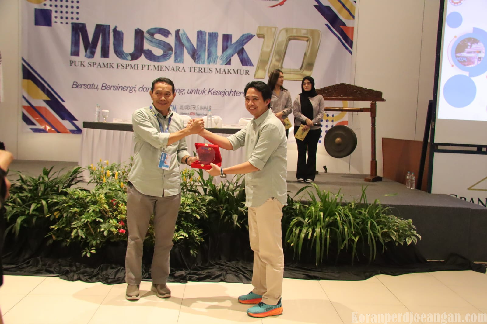 Ketua Umum PP SPAMK FSPMI H. Furqon S.H. Sampaikan Pesan Inspiratif di MUSNIK ke-10 PUK PT. MTM