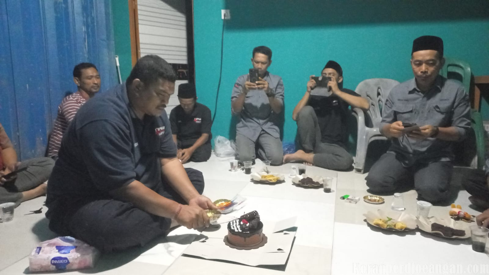 Tim Kurir Malaikat Adakan Syukuran Base Camp Driver Ambulans Mercy