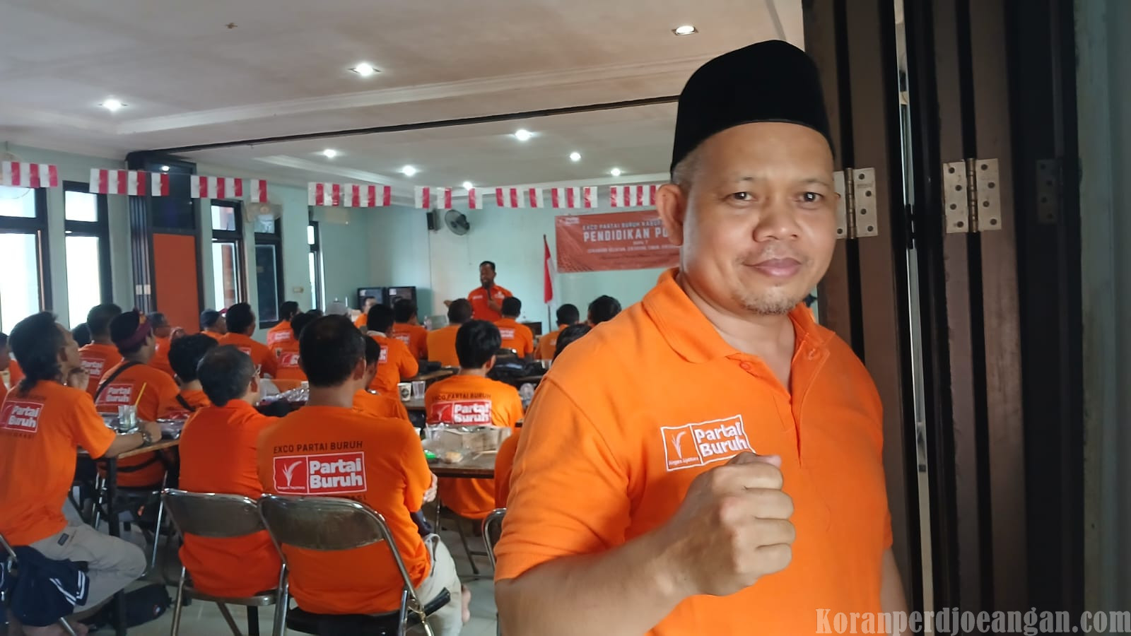 Untuk Pendidikan Masyarakat Kp. Cibeber, Rojikhi Dirikan Yayasan Cahaya Barokah Cikarang