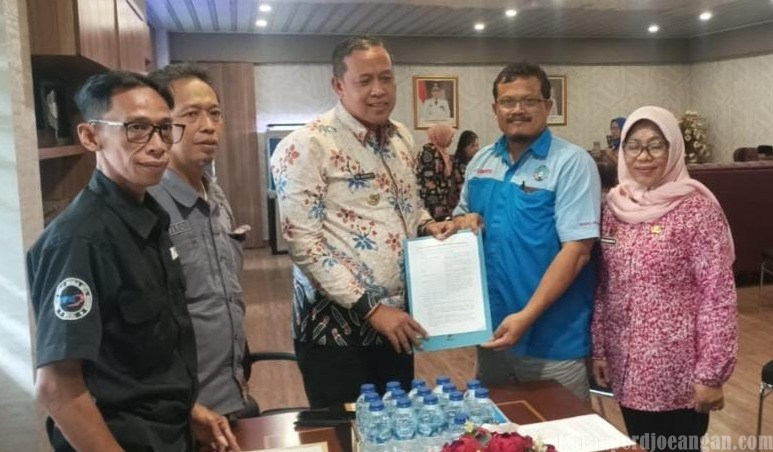 Paparkan Konsep Kenaikan Upah 2026, Wali Kota Bekasi Bertemu Aliansi BBM dan Depeko Unsur Buruh