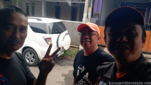 Sekretaris KC dan Bendahara PC SPAMK FSPMI Purwakarta Jenguk Ketua PC SPEE yang Sakit