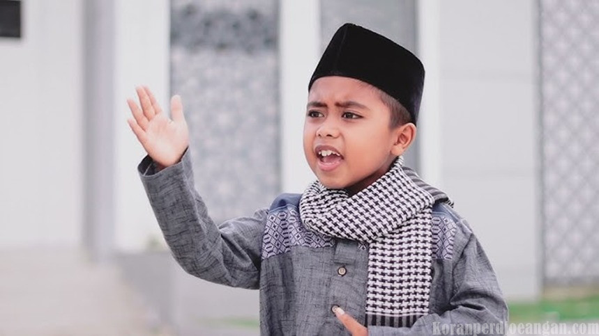 Tampil Percaya Diri Meski Hati Sedang Bergetar