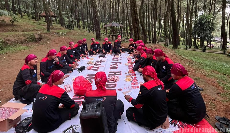 Perkuat Militansi, PUK SPL FSPMI PT Bekaert Indonesia Gelar Ratin dan Konsolidasi Garda Metal di Ujung Aspal Wanayasa