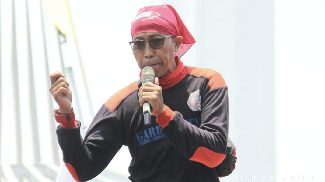 Dari Pabrik ke Panggung Perjuangan: Kisah Slamet Raharjo dalam Serikat Pekerja