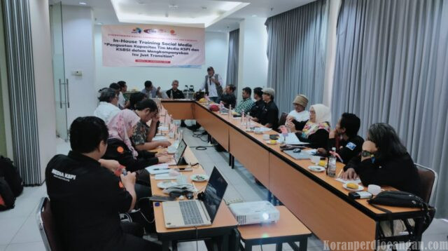 Pesan Telanjang Hugeng, Perwakilan Media KSBSI di In House Training Media Social